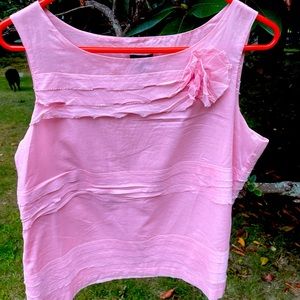 Talbots size 14 petite pretty detailed cotton pink sleeveless shirt.